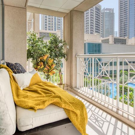 Maison Privee - Radiant Urban Retreat With Iconic Burj Khalifa Vws Dubai Dış mekan fotoğraf