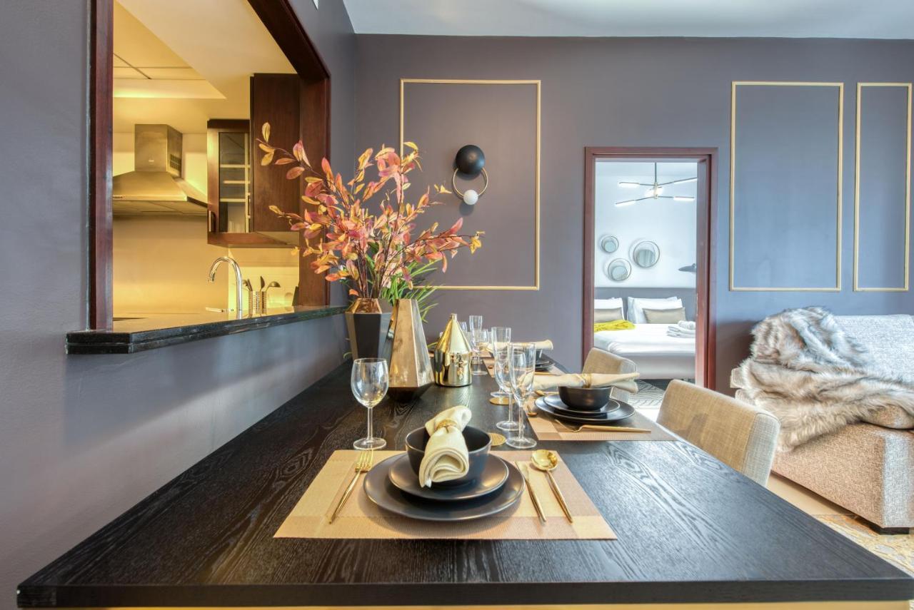 Maison Privee - Radiant Urban Retreat With Iconic Burj Khalifa Vws Dubai Dış mekan fotoğraf