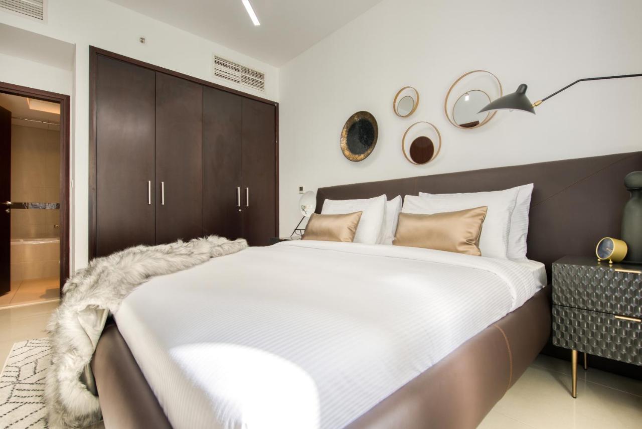 Maison Privee - Radiant Urban Retreat With Iconic Burj Khalifa Vws Dubai Dış mekan fotoğraf