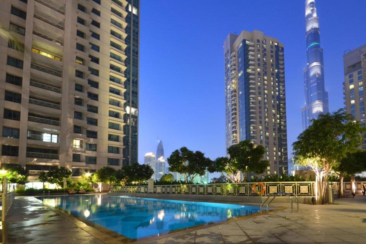 Maison Privee - Radiant Urban Retreat With Iconic Burj Khalifa Vws Dubai Dış mekan fotoğraf